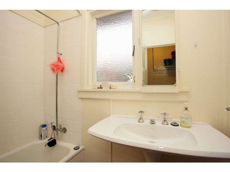 5 Pallitt Street, St James WA 6102