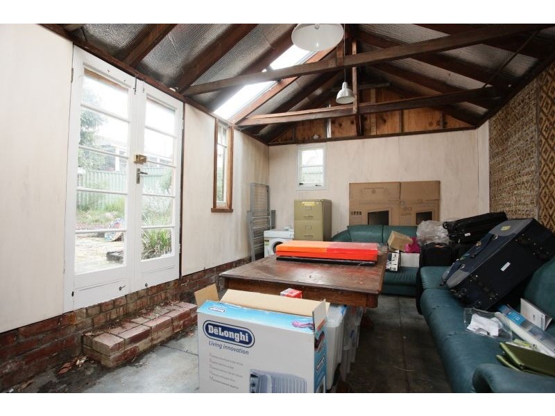 5 Pallitt Street, St James WA 6102