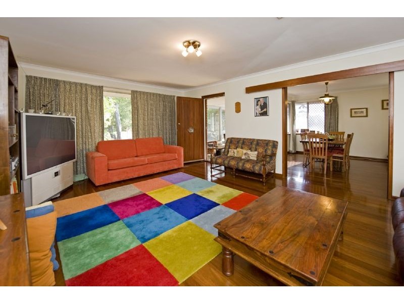 130 Hollis Road, Wilson WA 6107