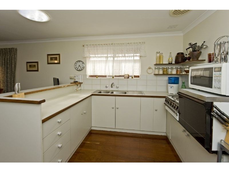 130 Hollis Road, Wilson WA 6107