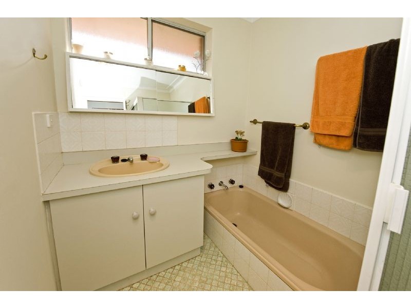 130 Hollis Road, Wilson WA 6107