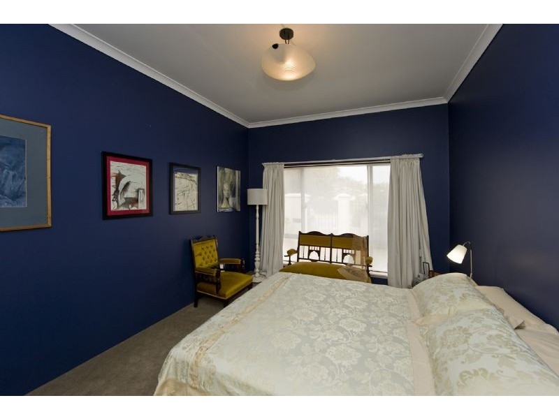 35A Newey Street, Rivervale WA 6103