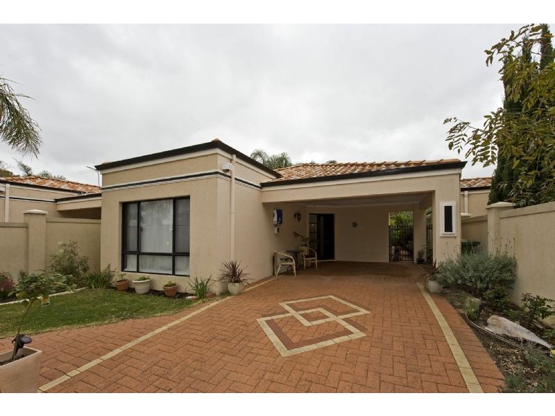 35A Newey Street, Rivervale WA 6103