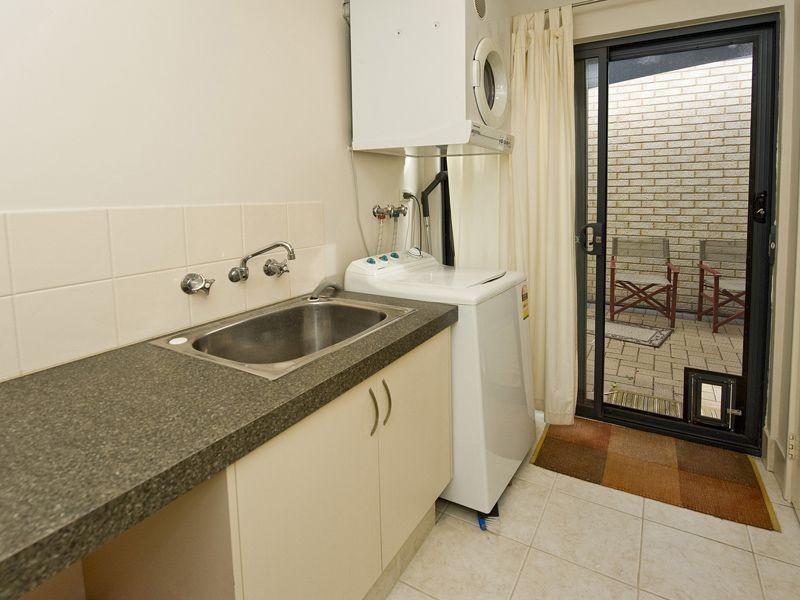 9A Doust Street, Cannington WA 6107