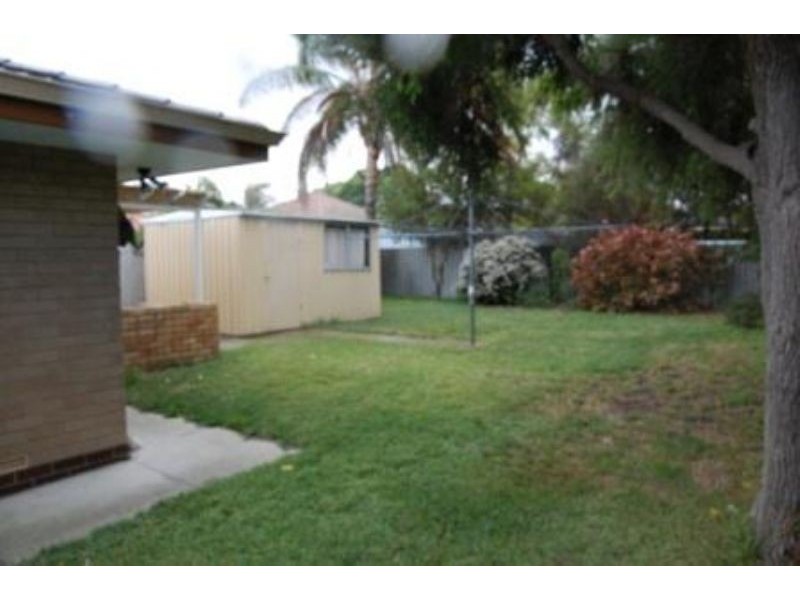 12 Apollo Way, Carlisle WA 6101