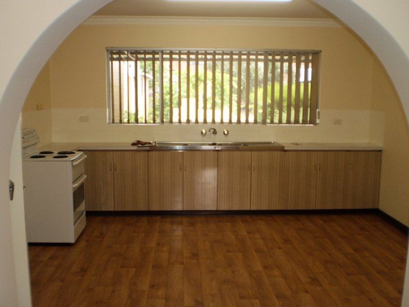 33 Hubert Street, East Victoria Park WA 6101