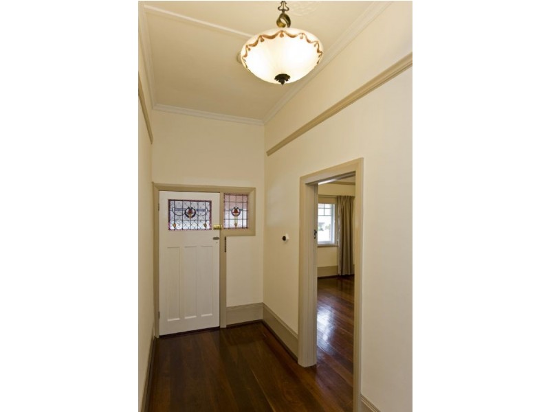 64 Kent Street, East Victoria Park WA 6101