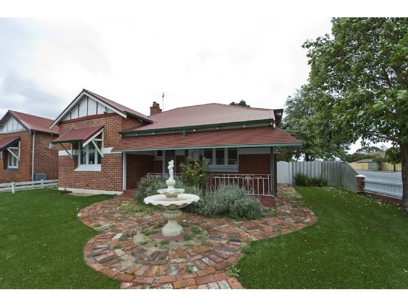 64 Kent Street, East Victoria Park WA 6101