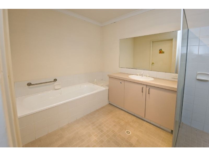 9/5 Edwards Crescent, Redcliffe WA 6104