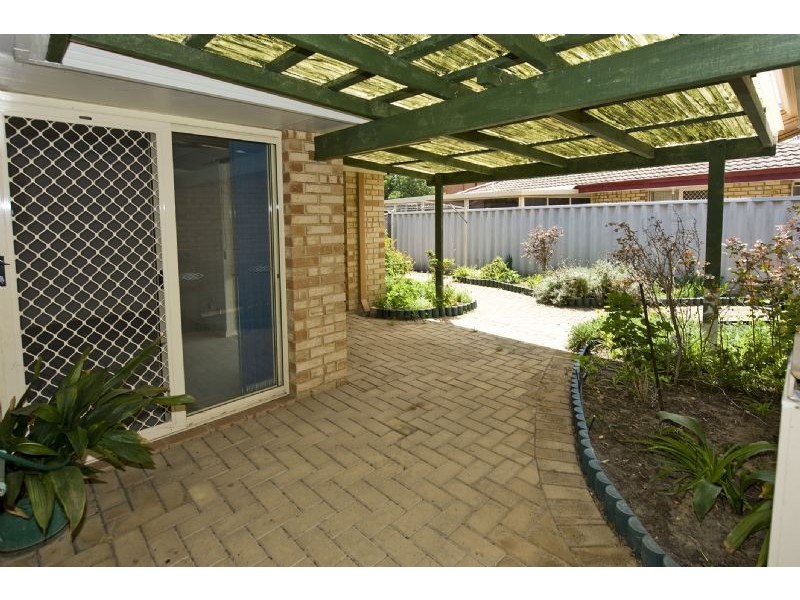 9/5 Edwards Crescent, Redcliffe WA 6104