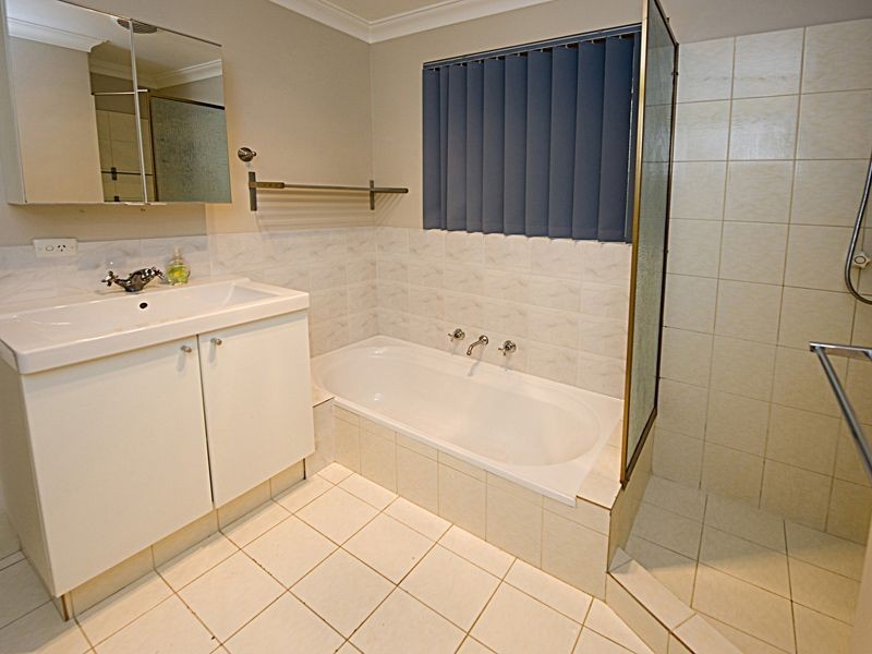 138 Gloucester St, Victoria Park WA 6100