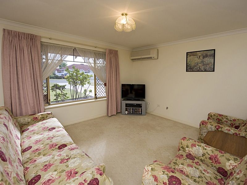 1/104 Raleigh St, Carlisle WA 6101