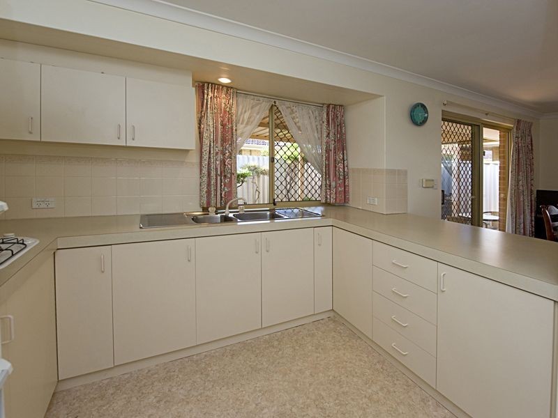 1/104 Raleigh St, Carlisle WA 6101