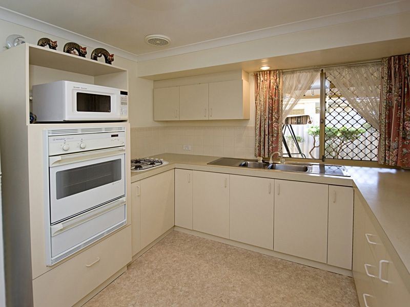 1/104 Raleigh St, Carlisle WA 6101