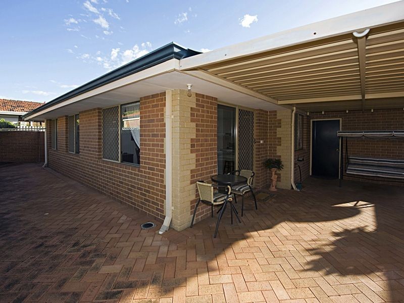 1/104 Raleigh St, Carlisle WA 6101