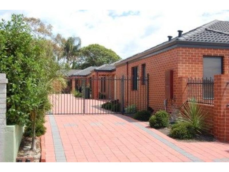 63A Walpole Street, St James WA 6102
