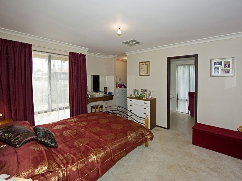 43 Laughton Way, Leeming WA 6149