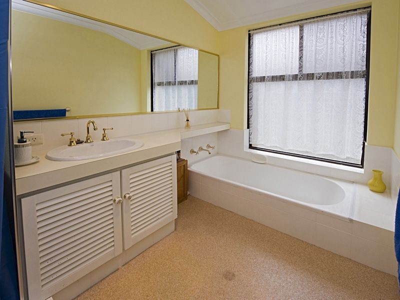 43 Laughton Way, Leeming WA 6149