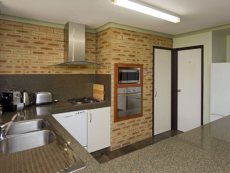 43 Laughton Way, Leeming WA 6149