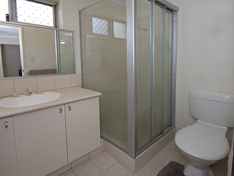 2/56  Leonard Street, Victoria Park WA 6100