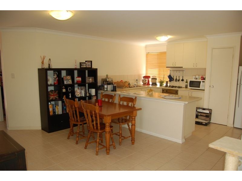 2/56  Leonard Street, Victoria Park WA 6100