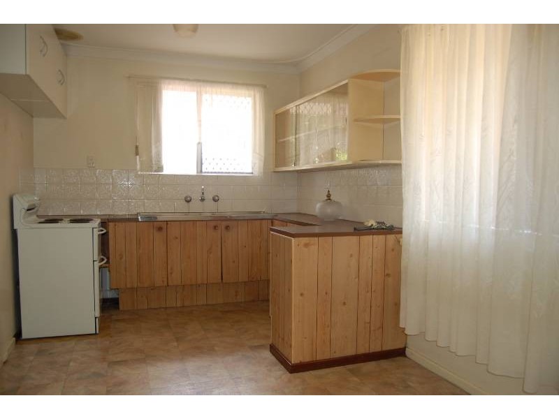 49 Asteroid Way, Carlisle WA 6101