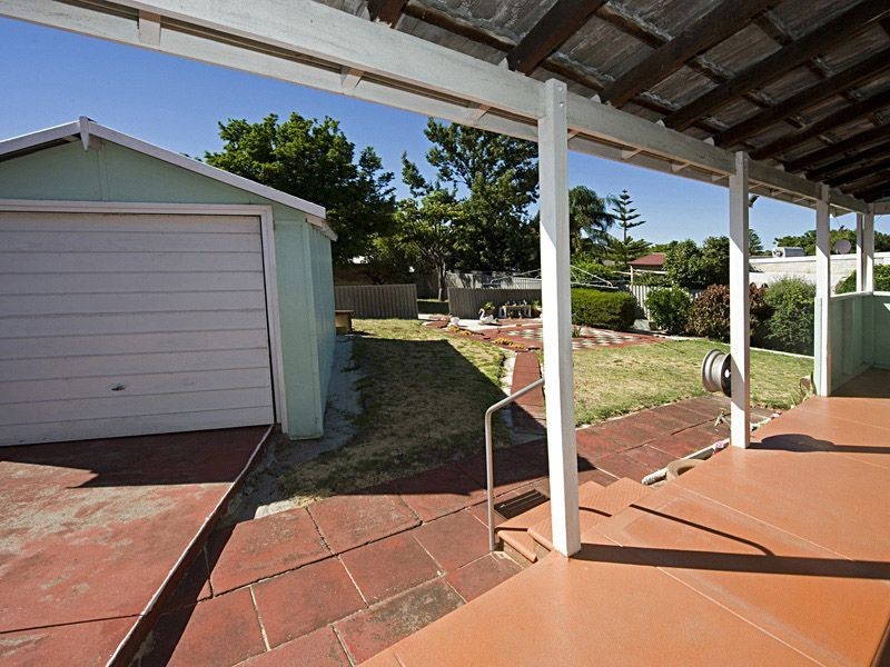 4 Huntingdon Street, East Victoria Park WA 6101