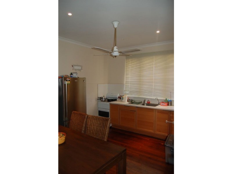 5A  Coolgardie Street, St James WA 6102