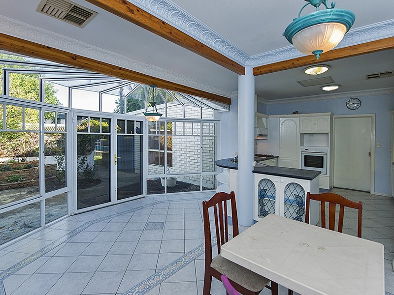 38 Palmerston Street, St James WA 6102