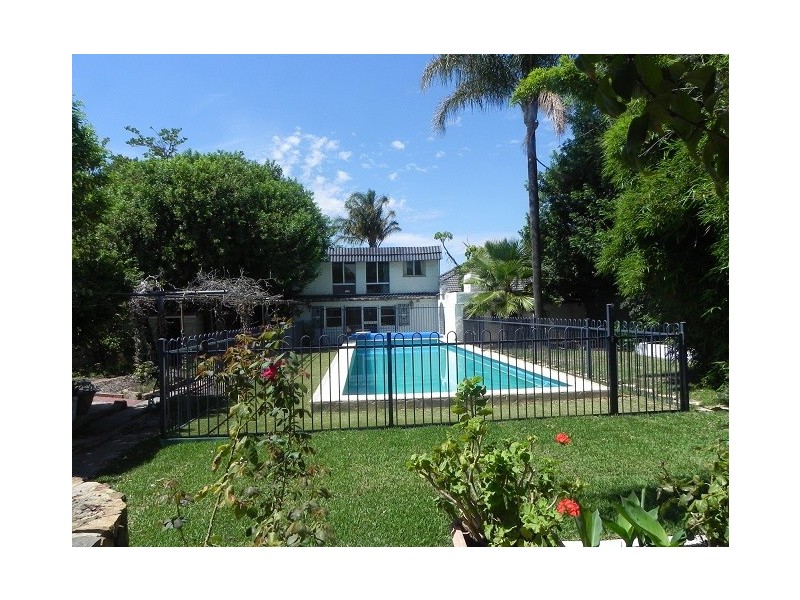 38 Palmerston Street, St James WA 6102