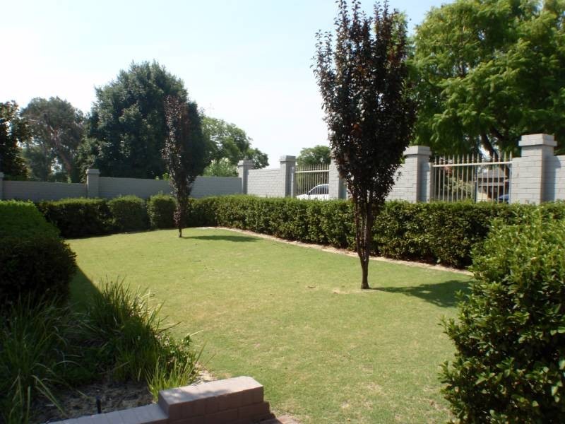 4/111 Hubert Street, East Victoria Park WA 6101