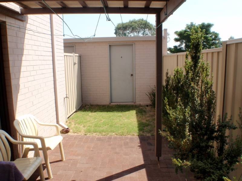 4/111 Hubert Street, East Victoria Park WA 6101