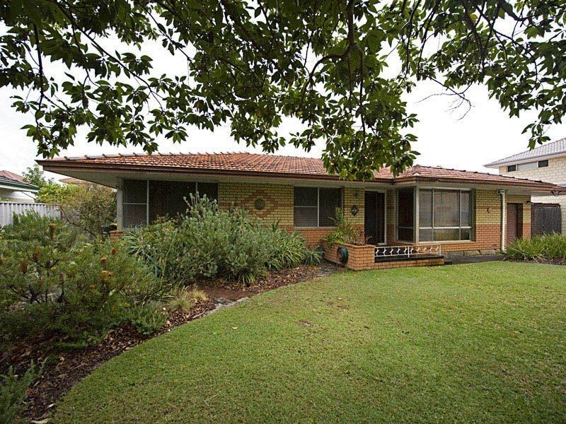 260 Knutsford Avenue, Kewdale WA 6105