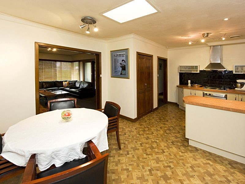 260 Knutsford Avenue, Kewdale WA 6105