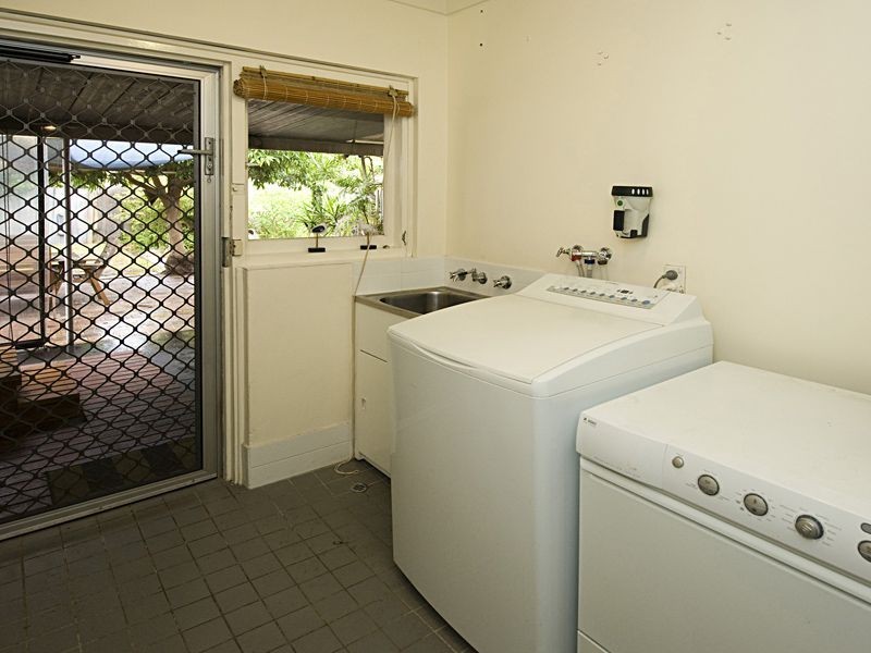 260 Knutsford Avenue, Kewdale WA 6105