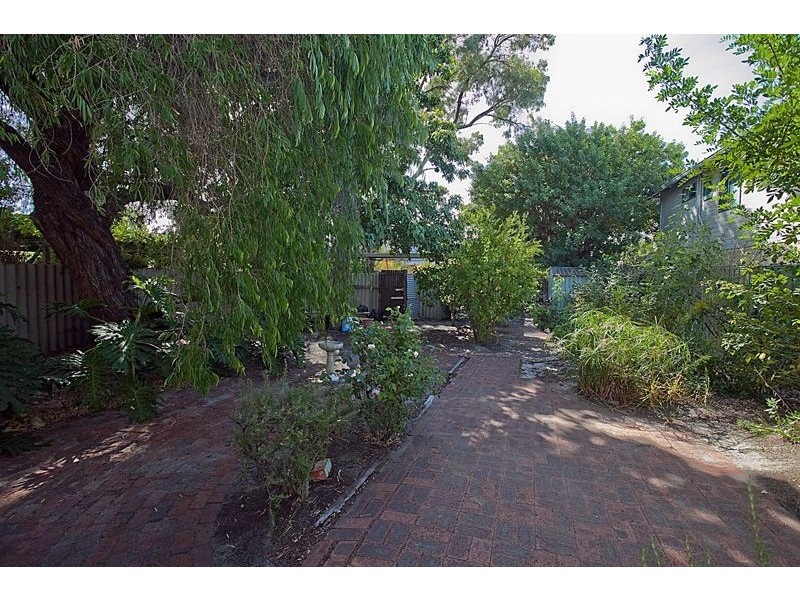 12 Cardiff Street, East Victoria Park WA 6101