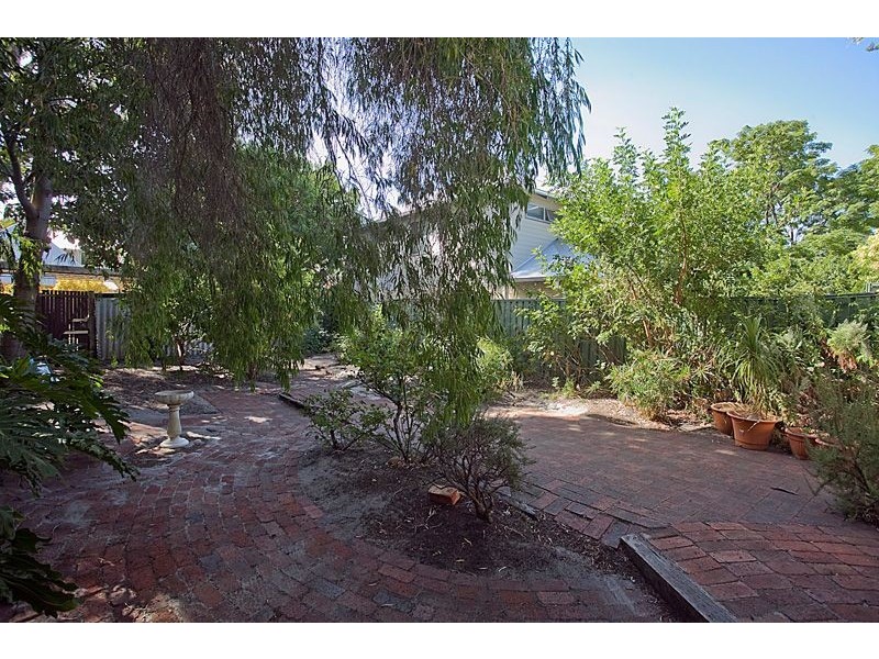 12 Cardiff Street, East Victoria Park WA 6101