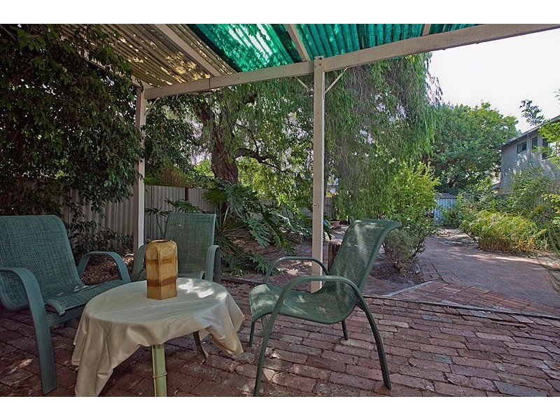 12 Cardiff Street, East Victoria Park WA 6101