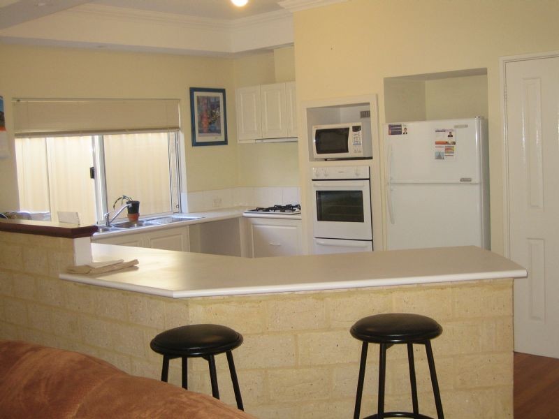 1 Mofflyn Circle, East Victoria Park WA 6101