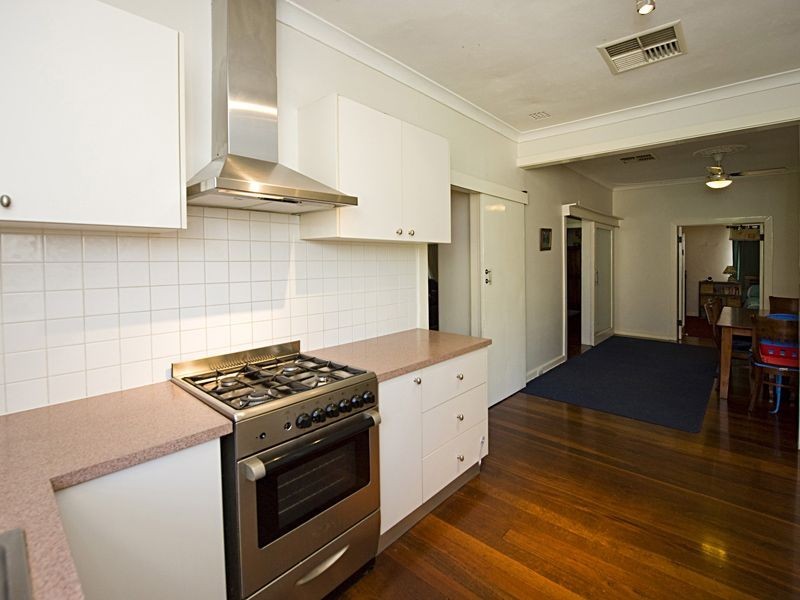 31 Tate Street, Bentley WA 6102