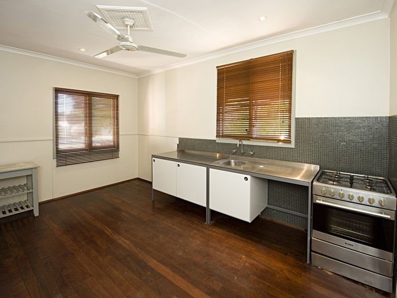 4 Bone Street, St James WA 6102