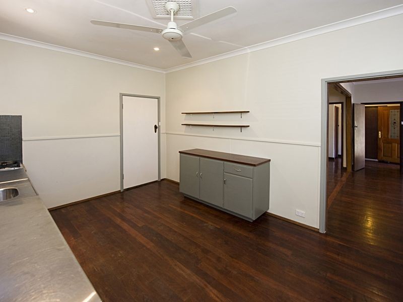 4 Bone Street, St James WA 6102