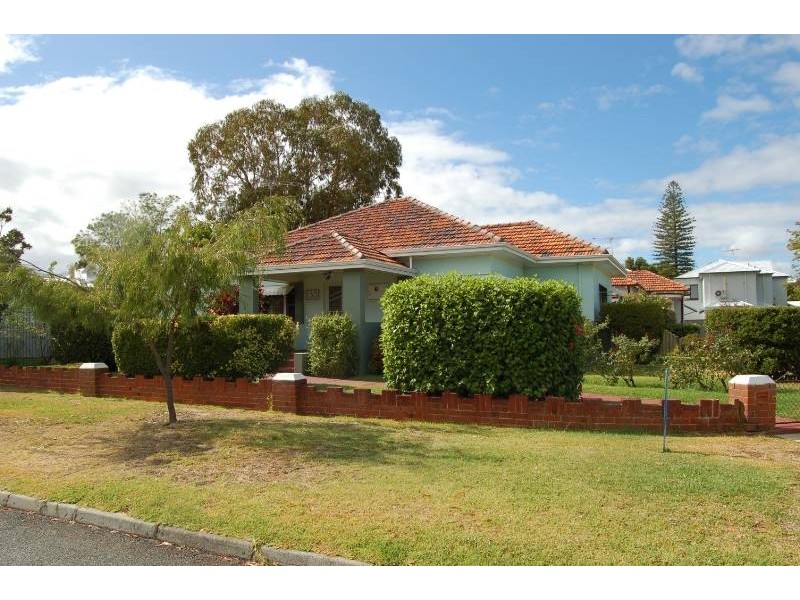 130 Carnarvon Street, East Victoria Park WA 6101