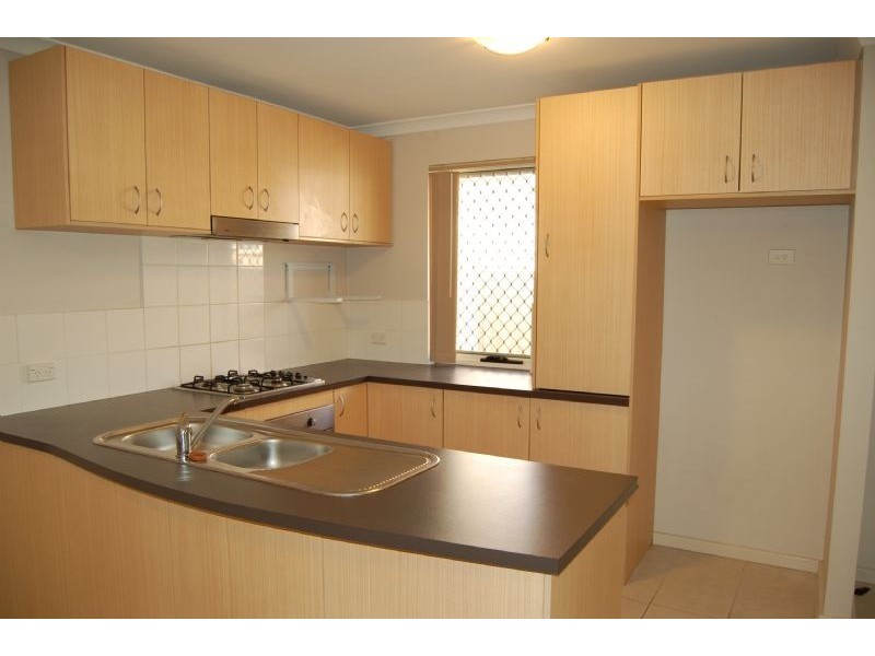 10/45  Norman Street, St James WA 6102