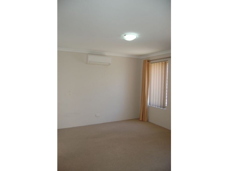 10/45  Norman Street, St James WA 6102