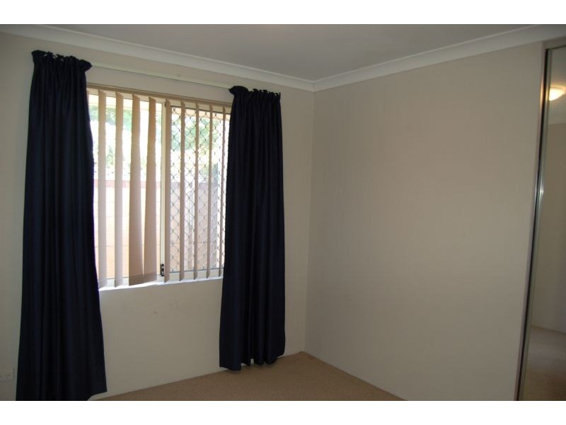 10/45  Norman Street, St James WA 6102