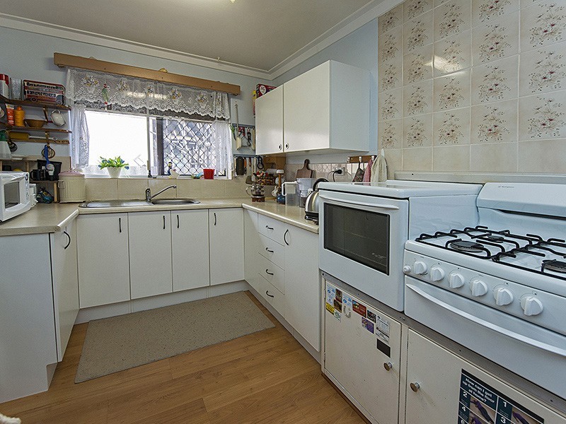 276 Knutsford Avenue, Kewdale WA 6105