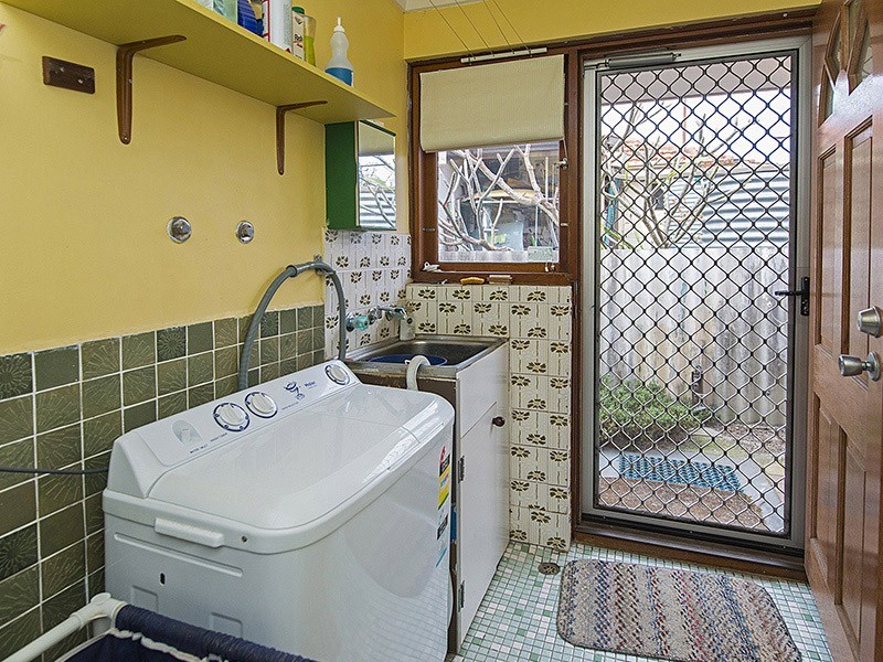 276 Knutsford Avenue, Kewdale WA 6105