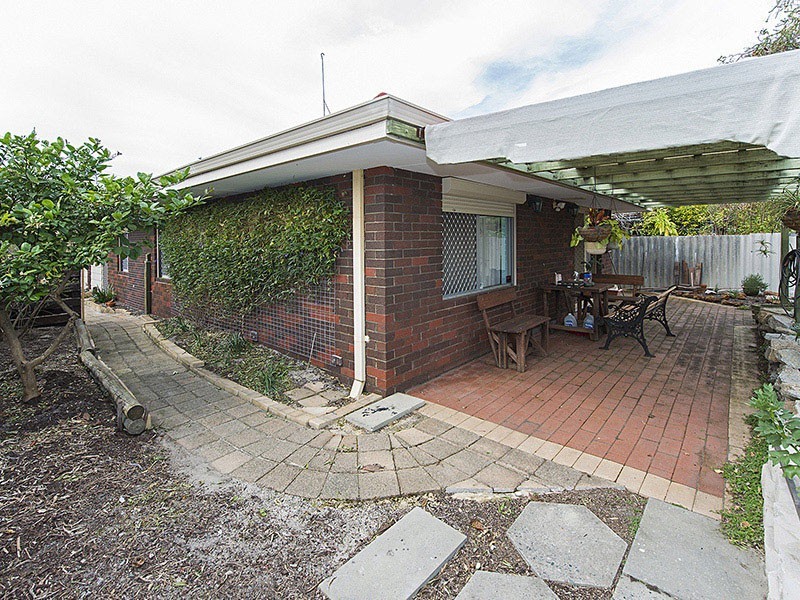 276 Knutsford Avenue, Kewdale WA 6105