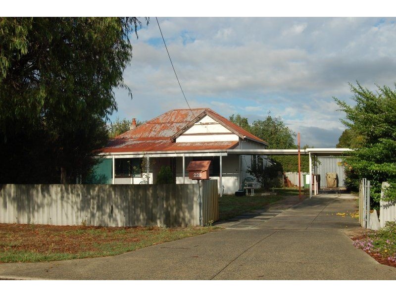 228 St Kilda Rd, Kewdale WA 6105
